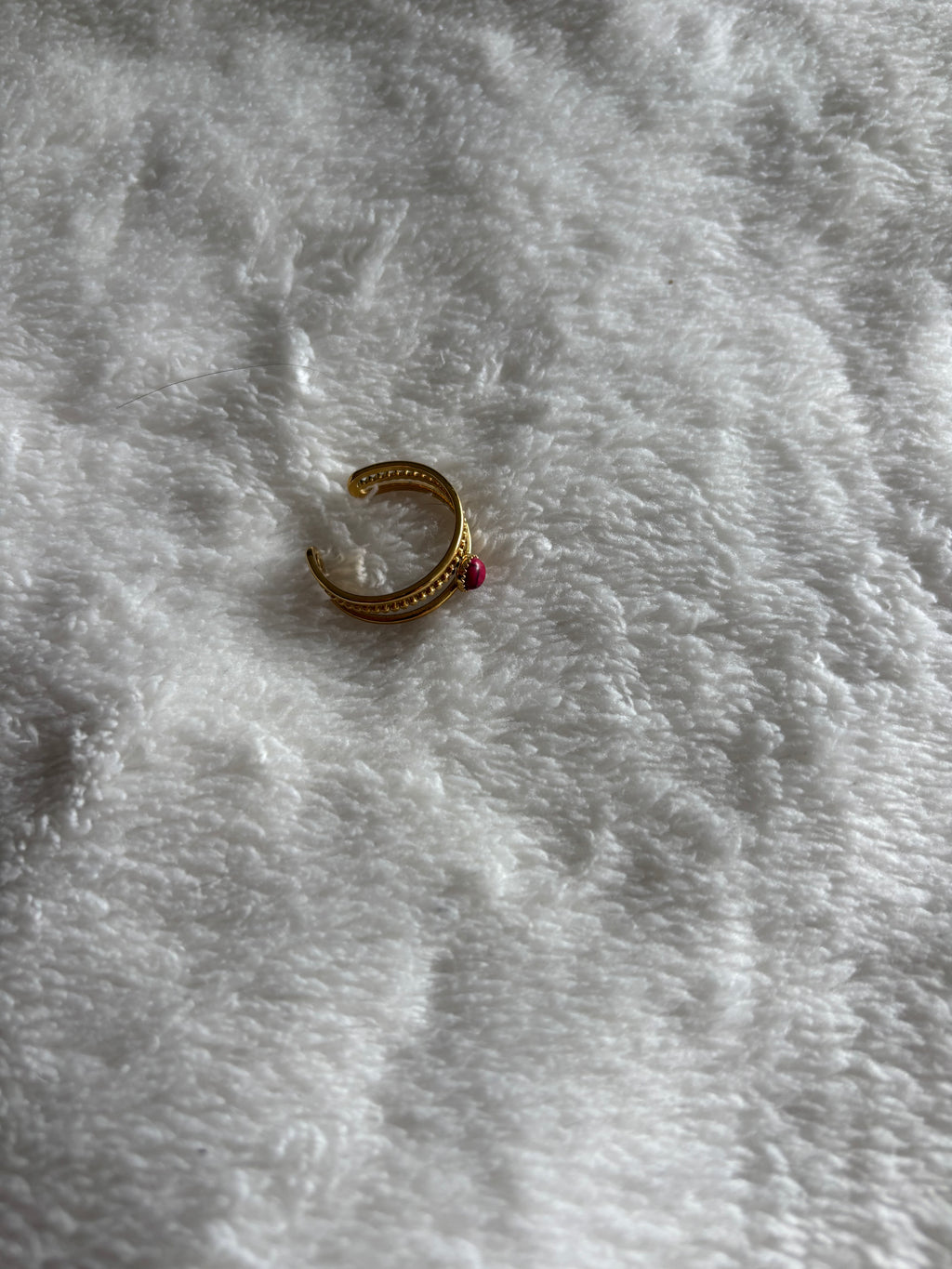 Bague Ajustable Petite Pierre Rouge